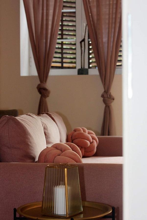 Apartman Michelangelo In The Centar Of ซูเปตาร์ ภายนอก รูปภาพ